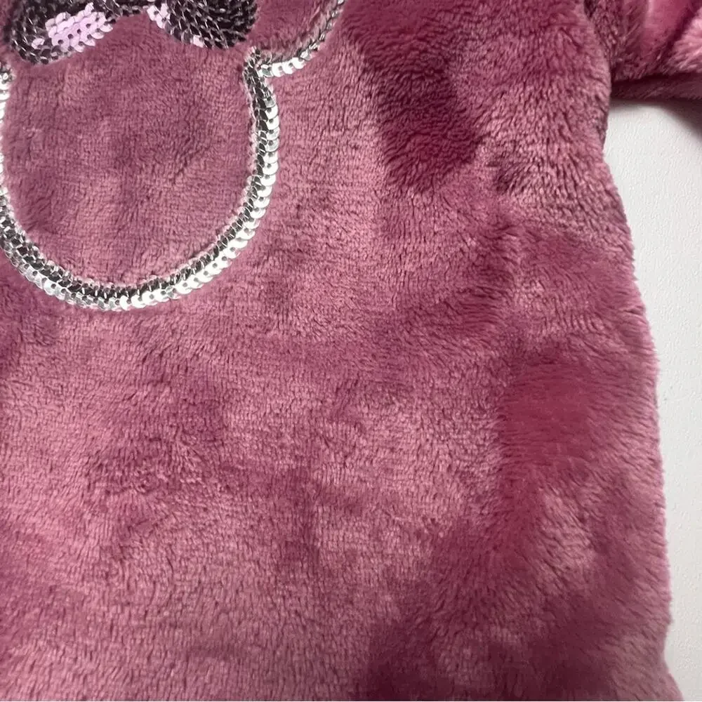Disney discoloration or leggings